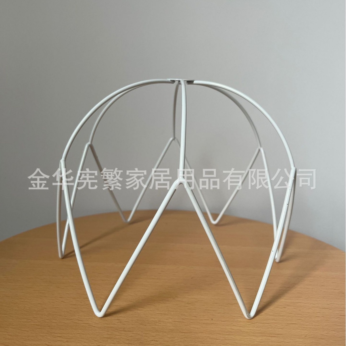 Xiaohongshu DIY Pantalla de lámpara retro Hoja de bambú Paquete de material bordado a mano Pantalla de lámpara decorativa Marco de hierro de esquina afilada Borla Phnom Penh