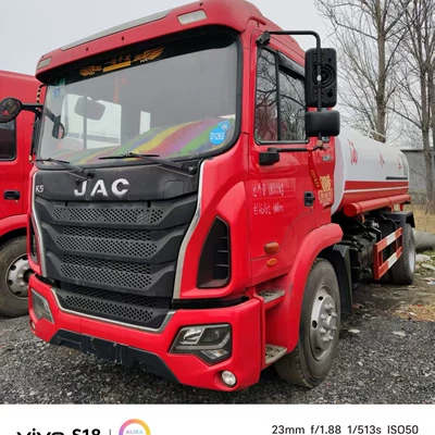 Sprinkler Truck Factory Site Dust – Suvarma maşınları