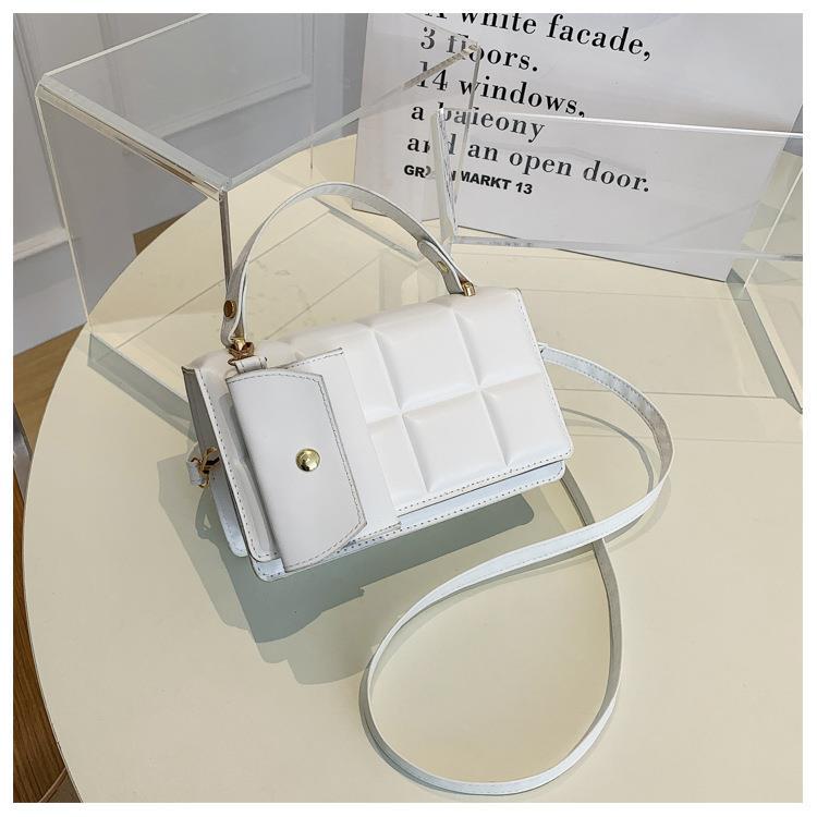 Frau Mittel Pu-leder Einfarbig Strassenmode Quadrat Magnetschnalle Handtasche display picture 9