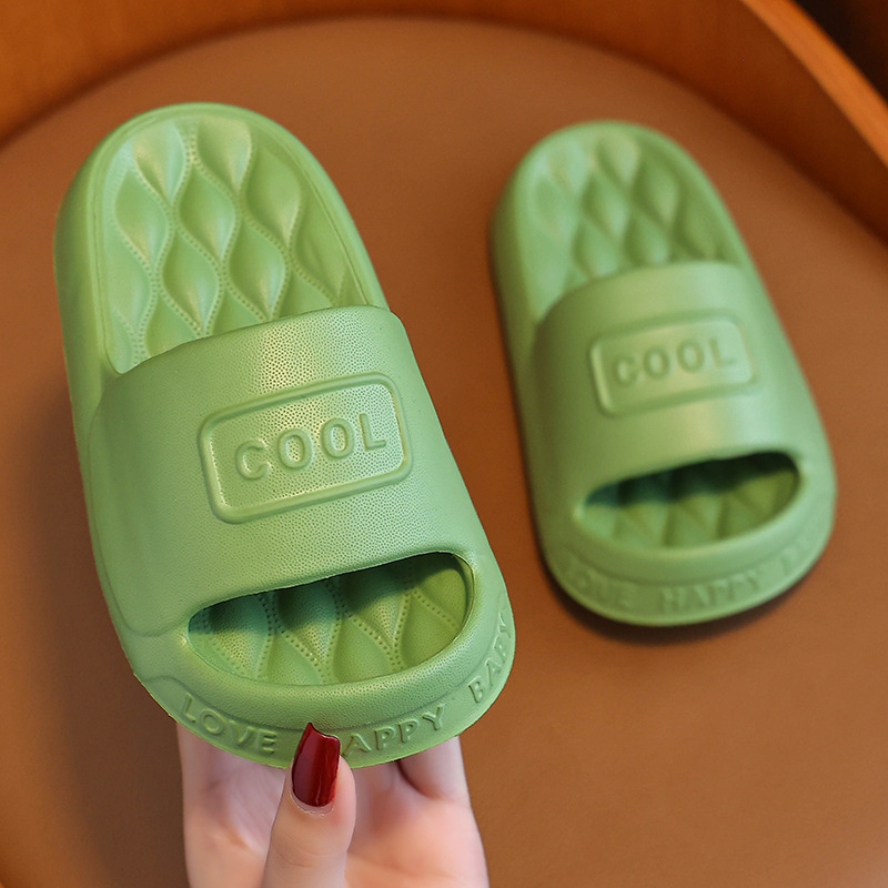 2024 new anti-collision head children's slippers summer boys and girls step on shit feeling bathroom non-slip deodorant parent-child baby slippers