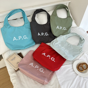 �n��С���OӋ�R����ɫAPG��ĸ�μ��Ů�ٴ�ͨ�ڴ��������������