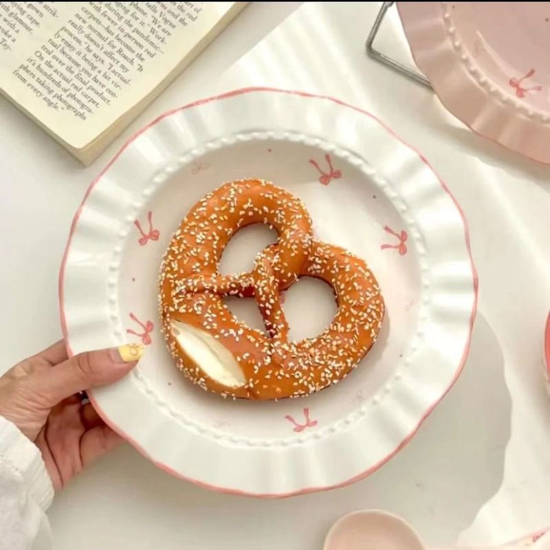 碗ins蝴蝶结碗碟套装饭碗家用陶瓷餐具高颜值盘子面碗网红草帽盘|undefined