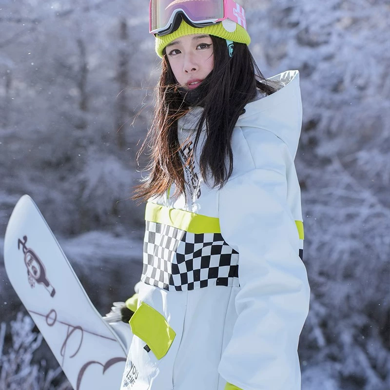 Новая стильная женская водонепроницаемая и теплая куртка-софтшелл для сноуборда с элементами китайского стиля, защищающая от холода.