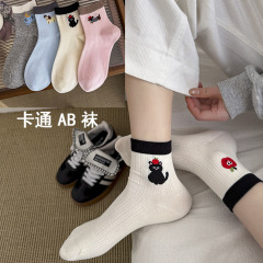女性用靴下純綿中筒AB非対称靴下かわいいアニメ一体型ソックス