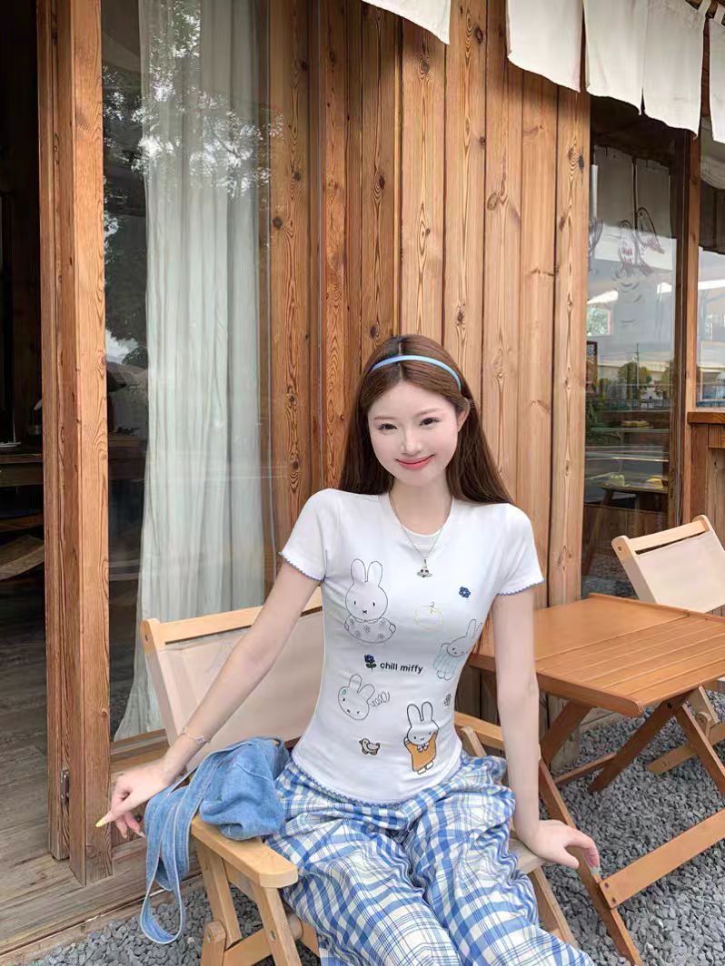 Yeyuan Pure Desire 귀여운 토끼 자수 오른쪽 어깨 반팔 티셔츠 소녀 여름 슬리밍 다목적 학생상의