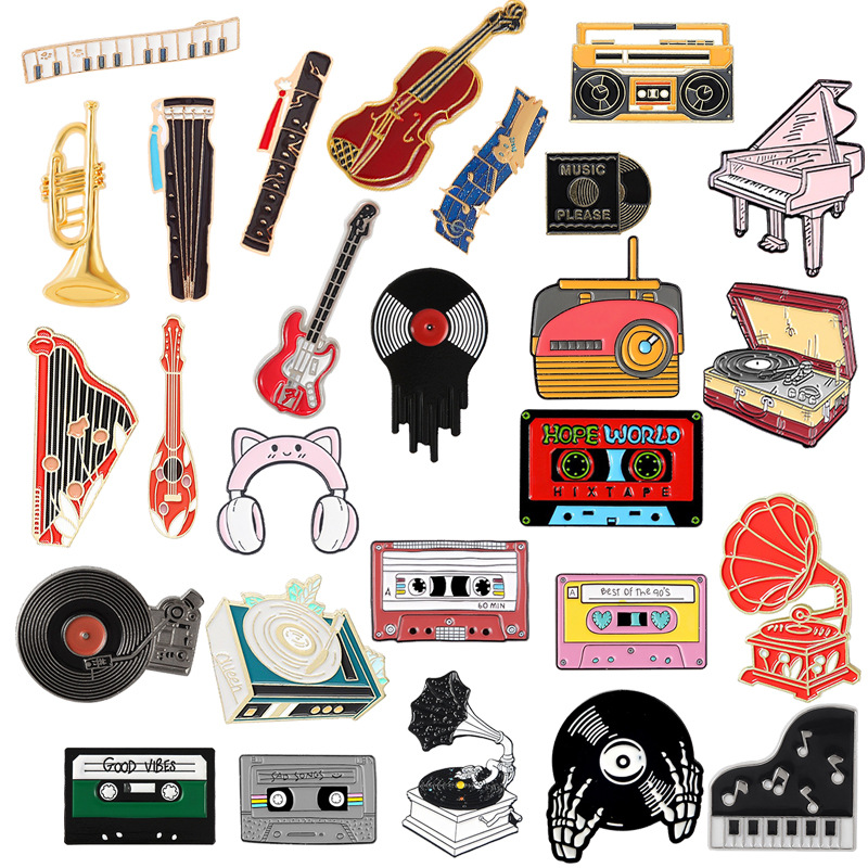 12g Weight Brooches Classification Street Occasion Alloy Material Cartoon Style Pin Cartoon Pano Keys Alloy Plating Unisex Brooches