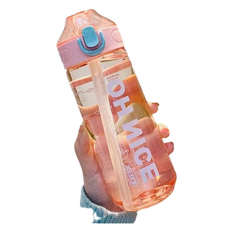 Xinbeidi gran capacidad portátil de plástico taza de agua estudiante verano deportes taza 680ml Escala de paja hervidor de agua al por mayor