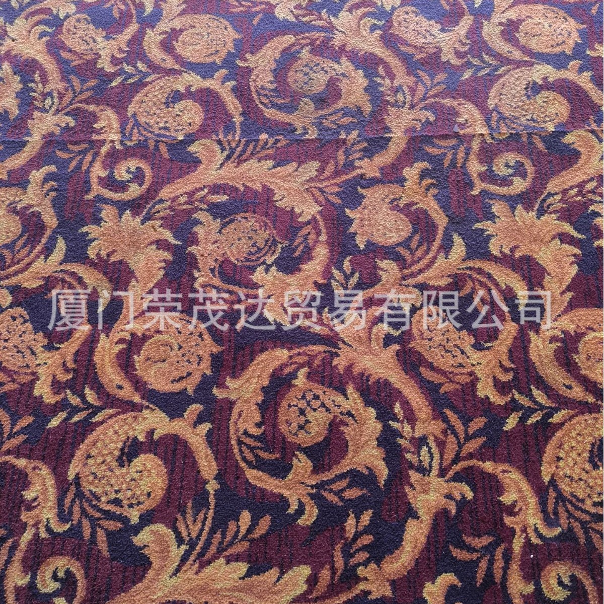 湖州嘉兴旧地毯出售厚8毫米二手地毯 保护一次成型水泥地面用厚毯