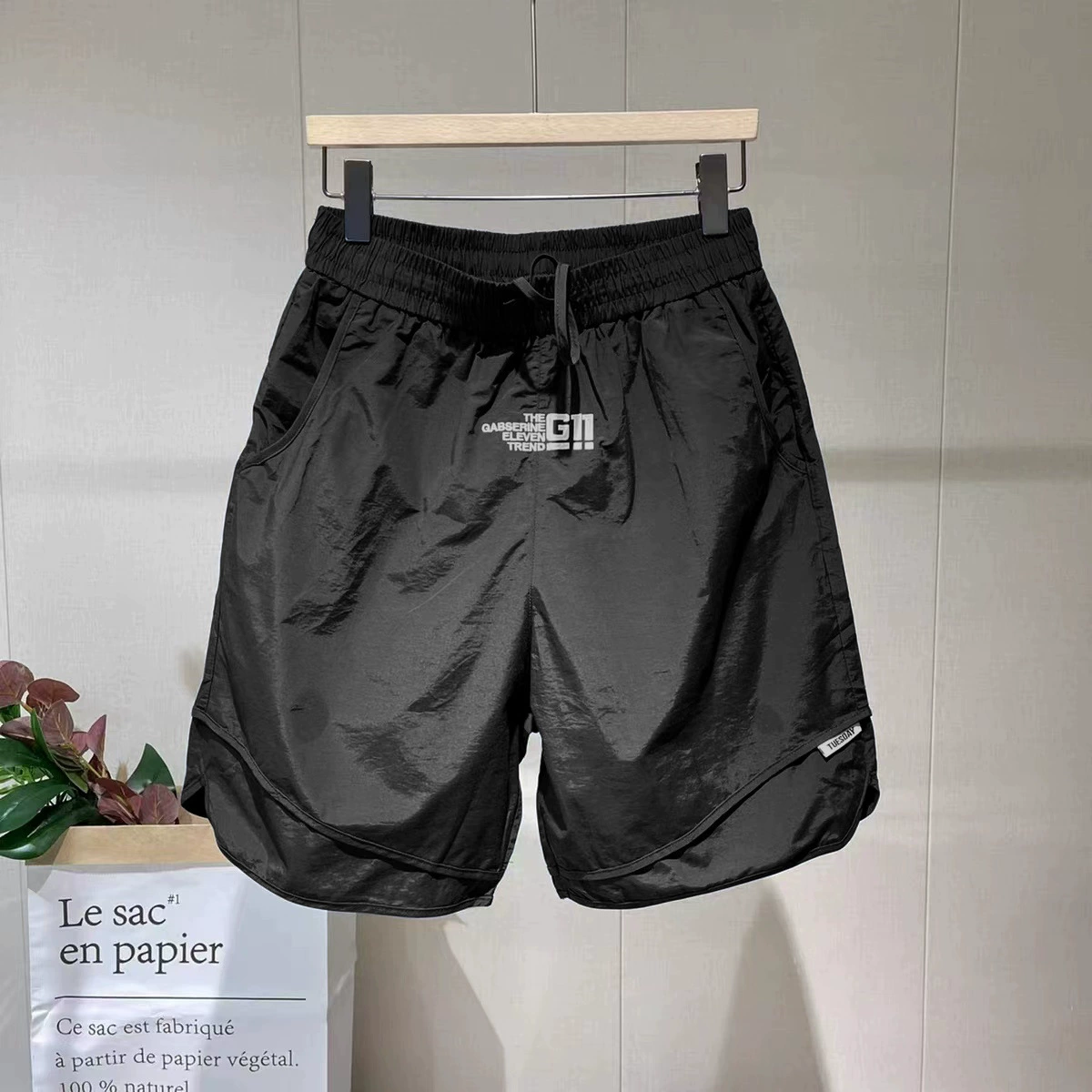 Шорты для мужчин Летние тонкие ледяные шелковые пляжные брюки для подростков быстрохнеть и дышать на улице носить свободные повседневные спортивные штаны для мужчин