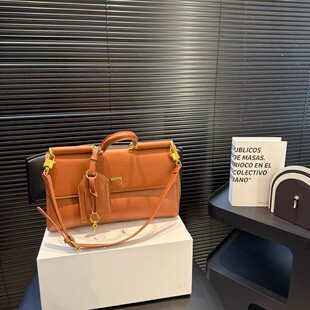 2026�¿�����ͬ���p�ݸ߼���������С��Ů�������SicilyţƤ��б