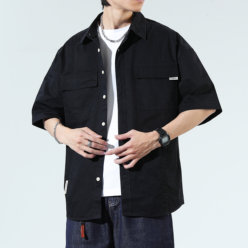 검은색
