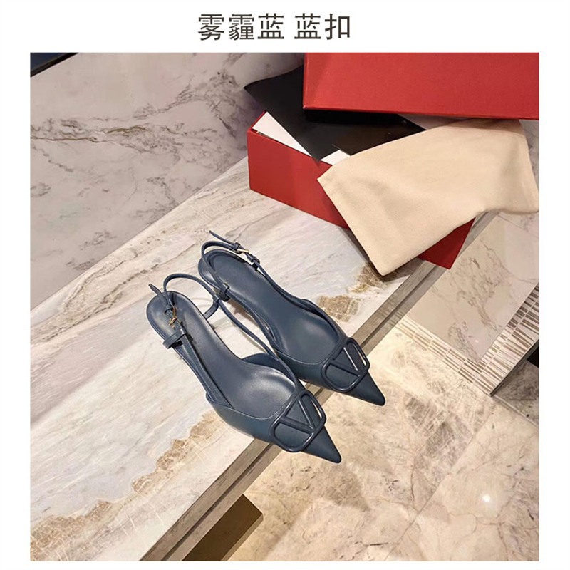 Hong Kong zapatos de tacón alto para mujeres 2025 verano nuevo punto desnudo zapatos de tacón delgado nicho francés sandalias de cabeza