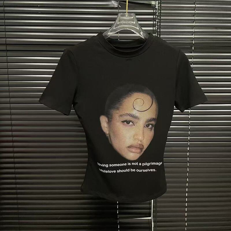 American Style Retro Figure Print Black Shoulder Short-sleeved T-shirt Women's Summer Short Slim-fit Spice Girl Short Top American Style Retro Figure Print Black Shoulder Short-sleeved T-shirt Women's Summer Short Slim-fit Spice Girl Short Top