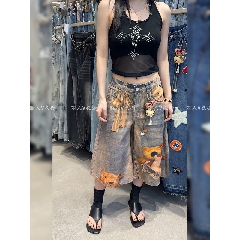 American High Street Style Bear Print Denim Shorts for Women, New Summer Trendy Cropped Pants American High Street Style Bear Print Denim Shorts for Women, New Summer Trendy Cropped Pants