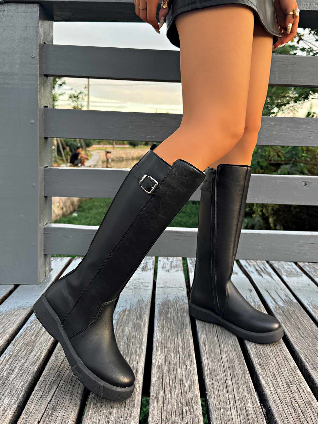 Women's Leather Riding Boots British Style Round Toe Thick Sole_voghion.com
