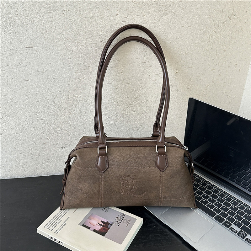 Cross-Border Amazon New Women's Bag, Simple and Versatile, Textured Shoulder Bag, Large Capacity Commuter Underarm Baguette Bag