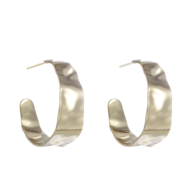 Xuping tendencia de moda nuevo retro exagerado metal pendientes en forma de C diseño cóncavo ancho pendientes de mujer al por mayor