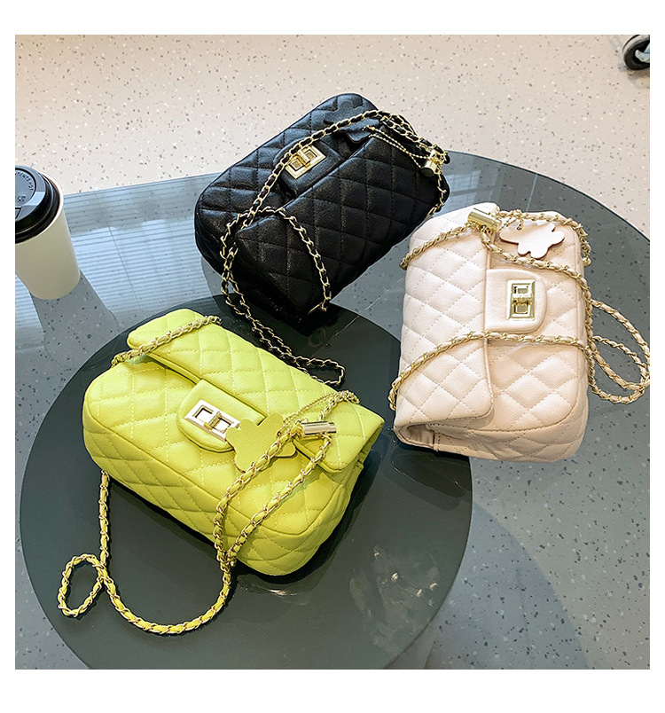 Summer 2022 New Style Solid Color Rhombus Pattern Chain Shoulder Small Square Bag display picture 1