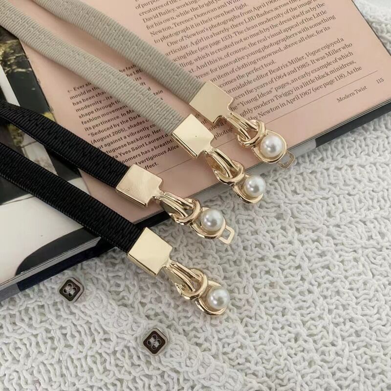 Plating, Inlay Design Retro Solid Color Pu Leather Alloy Plating Inlay Pearl Women's Leather Belts