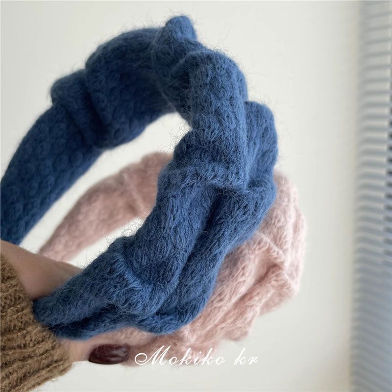 Retro cute blue headband