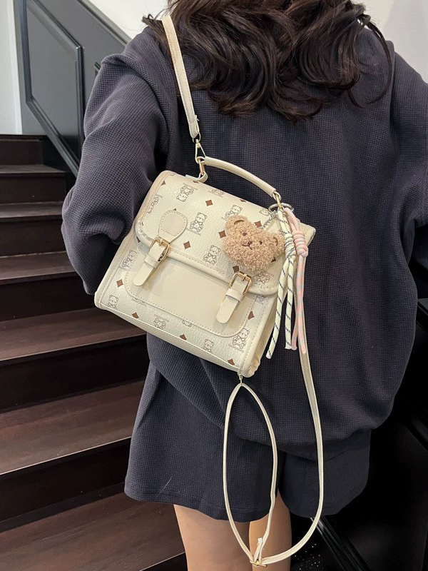 Cartoon one-shoulder backpack bag, bear charm, compact cute shoulder satchel
