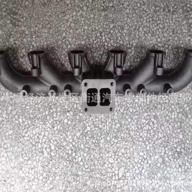 Suitable for Cummins 6Bt Komatsu 6D102 Engine Exhaust Manifold 3863106