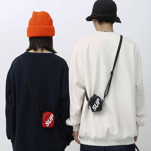 Japanese ins cool mini crossbody shoulder bag Hong Kong style coin key bag card bag hanging neck Bluetooth headphone bag