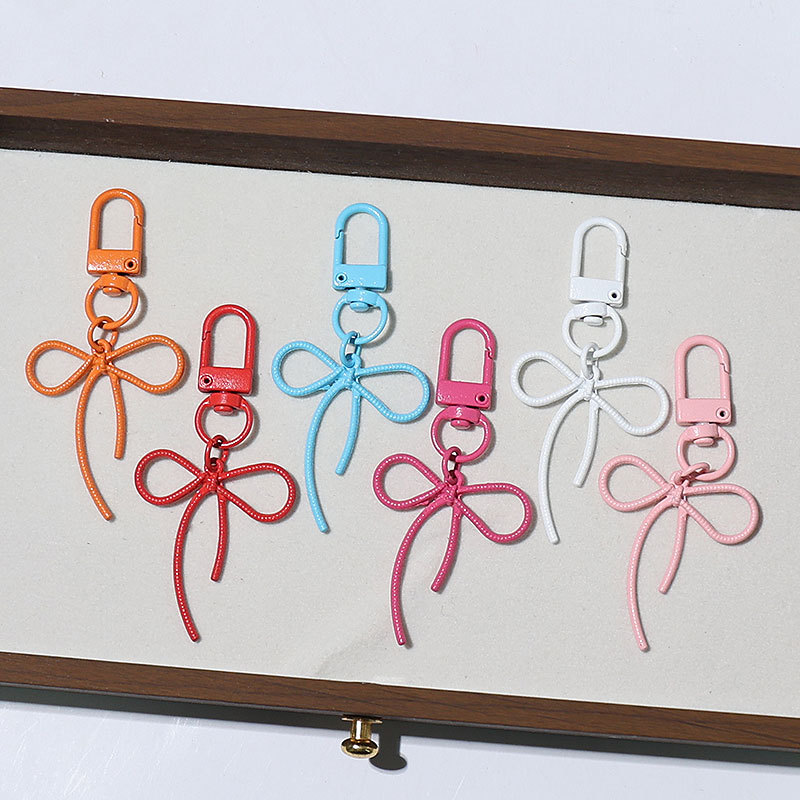 Keychain DIY Creative Alloy Hollow Bow with Colorful Heart Tag Pendant Girly Heart Bag Charm