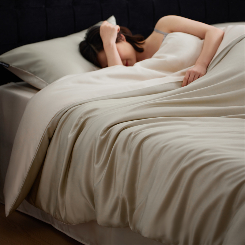 High-End Imported Class a 100-Count Lenzing Tencel Four-Piece Set, Lyocell Cooling Silky Smooth Bed Sheet and Duvet Cover Suitable for Sleeping Naked