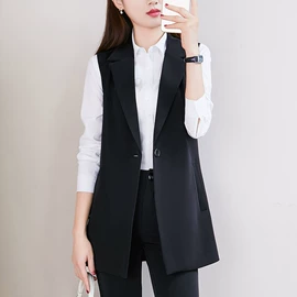 皮草;男式皮草;女式马甲