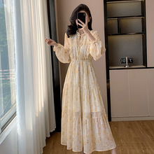 欧美港风韩国chic荷叶边碎花长裙女休闲设计感边泡泡袖连衣裙