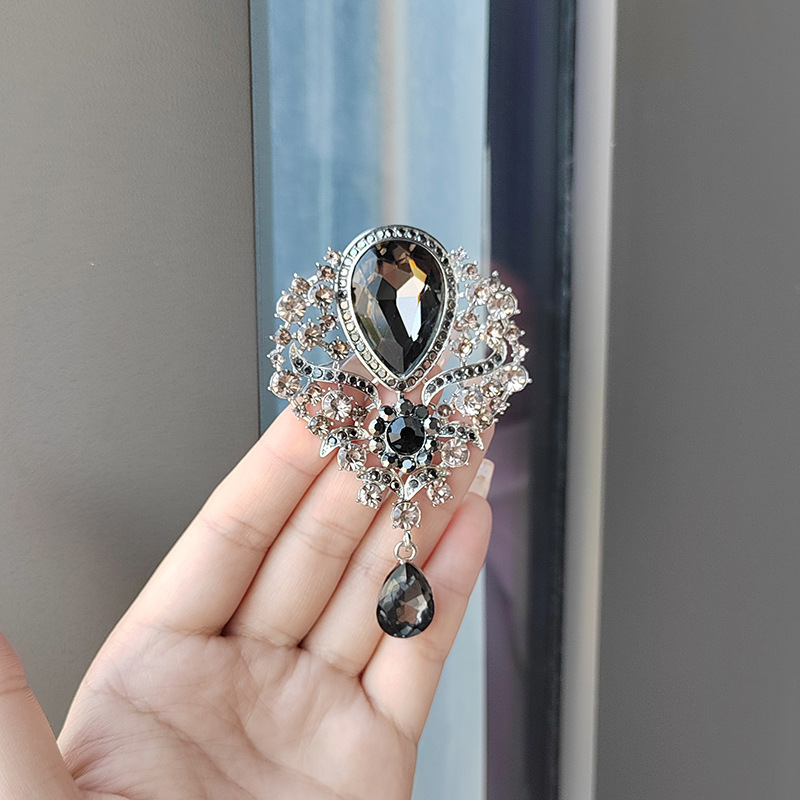 Retro popular gran gota de cristal colgante broche temperamento exagerado diamante broche accesorios joyas de ropa mujer image 5