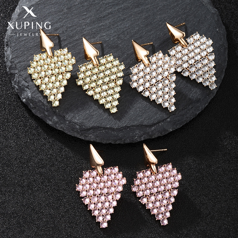 Xupe joyería colorido tesoro serie moda encantadora pendientes Luz de lujo con incrustaciones de circonio temperamento rosa en forma de corazón pendientes para las mujeres