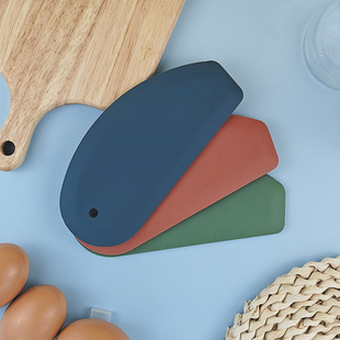 Food-Grade Rubber and Plastic Dough Cutter with Scale, Rice Noodle Cutter, Cake Cream Scraper, Baking Tool