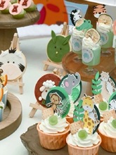 8E7Q森系甜品台装饰小动物蛋糕摆件森林主题推推乐贴纸杯子动物园