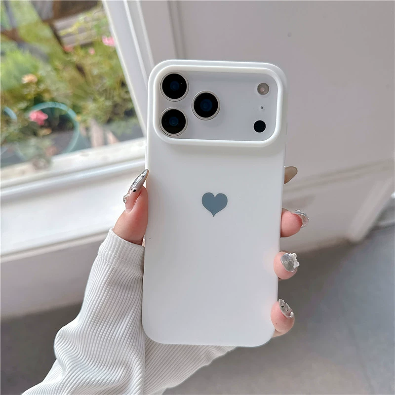 Чехол для телефона Apple iPhone 16 совместимый, матовый мягкий корпус