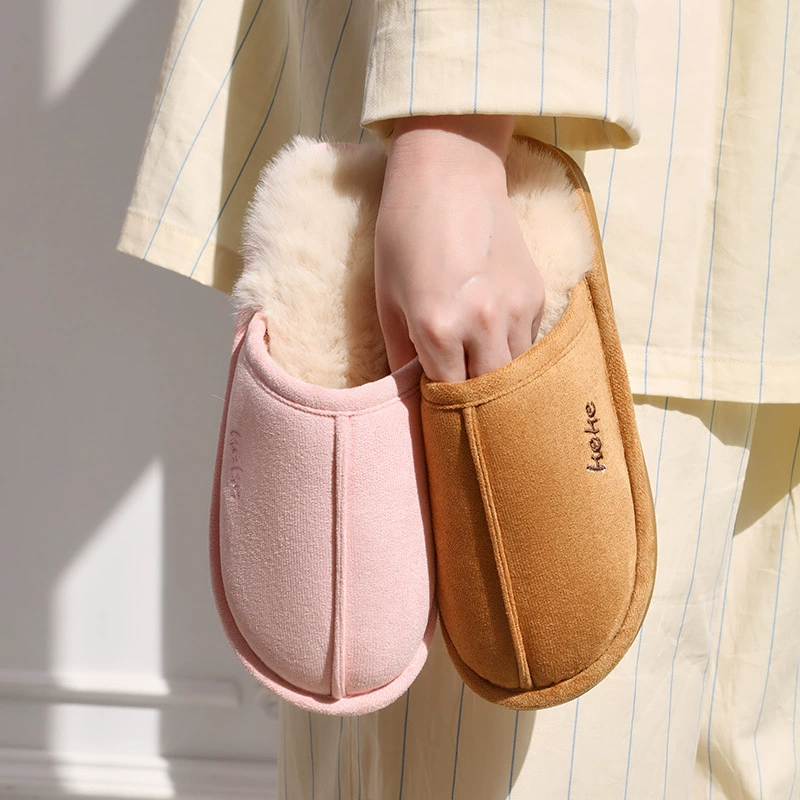 Носите нескользкие шерстяные тапочки зимой