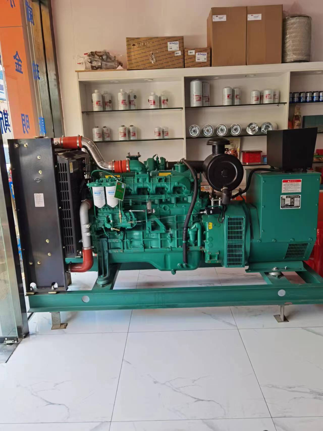 广州150KW型号YC6A230L-D20玉柴柴油发电机组现货销售