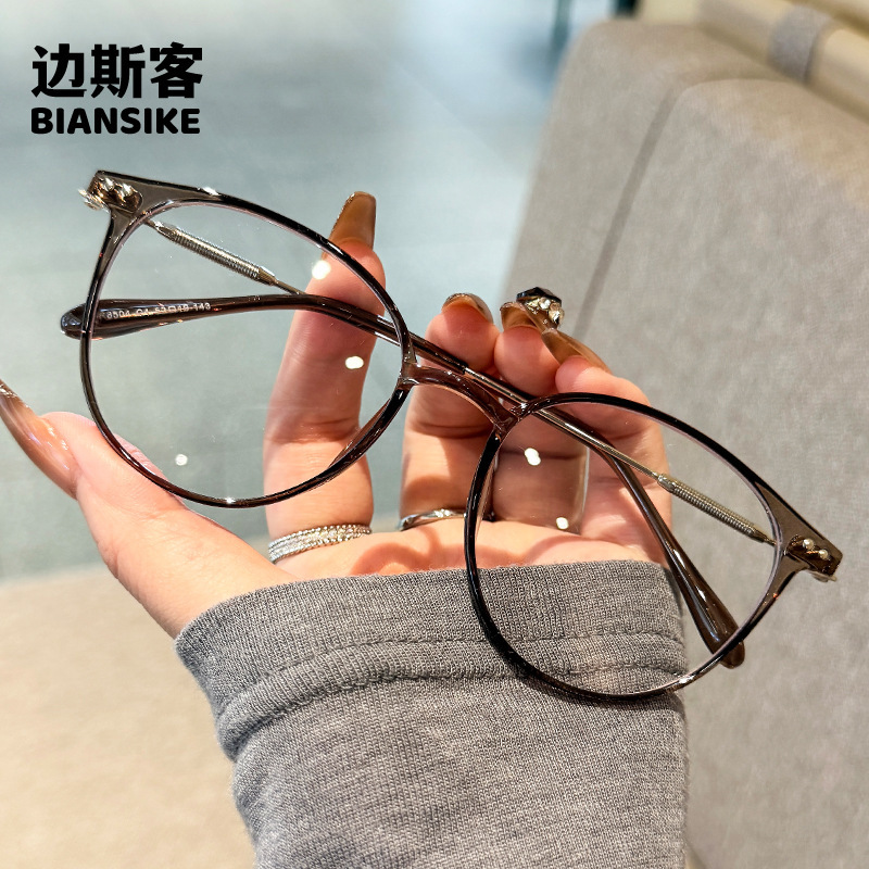 8504 new 9531 ultra-light brown anti-blue glasses retro TR round frame flat glasses decorative frame