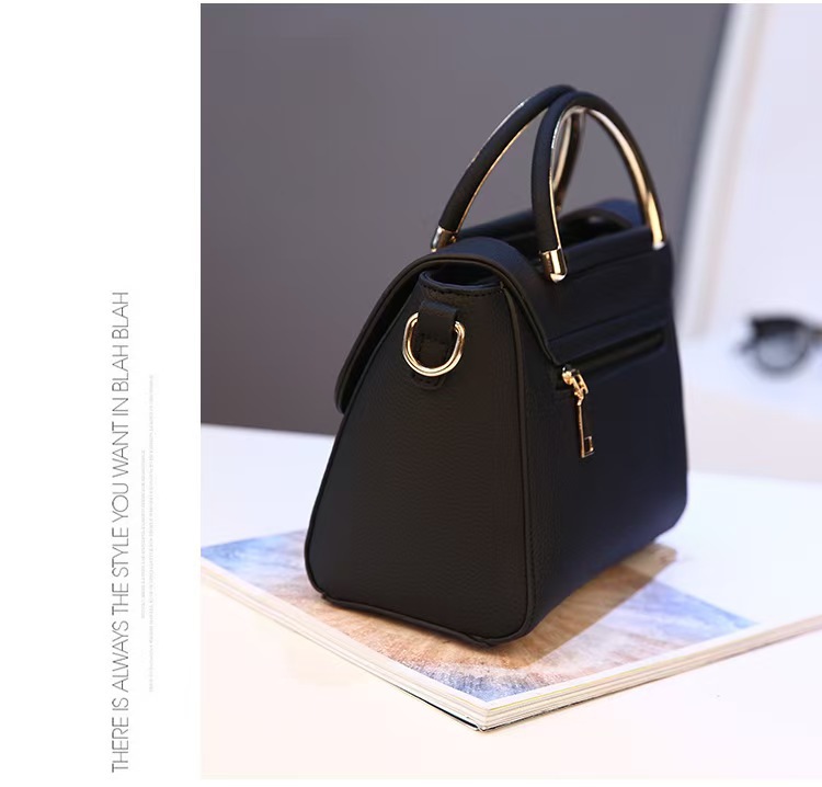 Elegant Women's Solid Colour Crossbody Bag With Magnetic Buckle_voghion.com