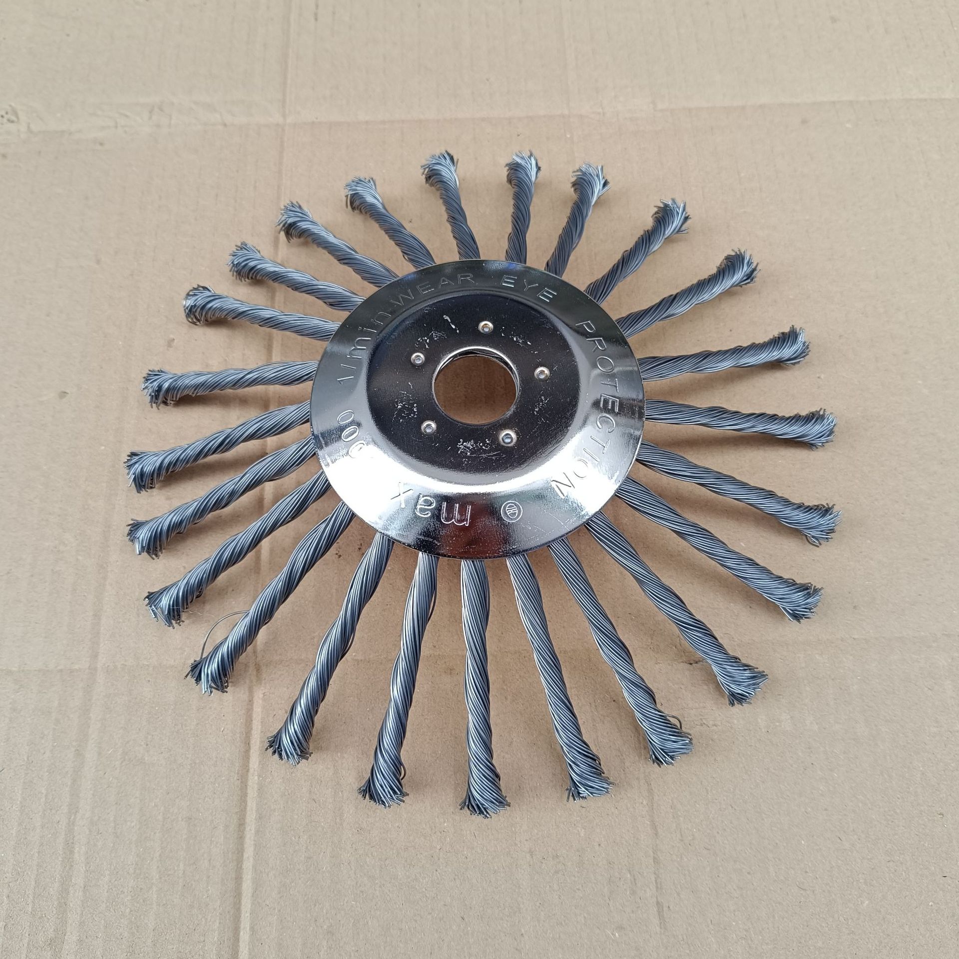 割草机钢丝盘10寸打草头耐磨不怕石头无死角金属除草轮汽油款通用