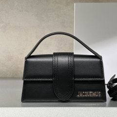 Jacquemus フランスのニッチブロガーと同じデザインのフレンチフリップテクスチャードポータブルショルダークロスボディスモールスクエアバッグ