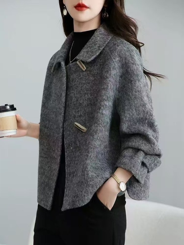 韓国風ヘボンスタイルグレーラペルウールコートホーンボタンショートコート女性のための秋と冬の2025新しいスタイル|undefined