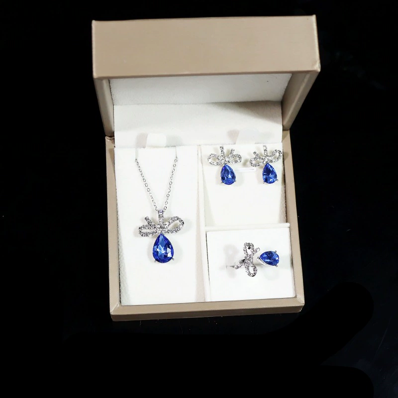Премиум чувство полный бриллиант набор из трех частей моды каплевидный циркон кольцо серьги ожерелье бант форма вечеринки полный бриллиант