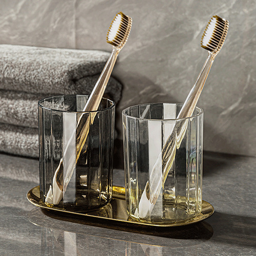 Mouthwash cup for brushing teeth and washing cup for children, family of three, good-looking couple, light luxury storage box, dental cylinder, toothbrush cup