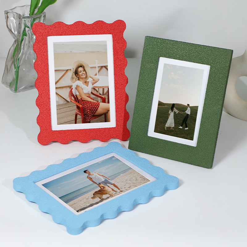 Suitable for Polaroid Instant Photos, Matte Texture Photo Frame, Simple Ins-Style Retro Horizontal and Vertical Display Wavy Photo Frame Suitable for Polaroid Instant Photos, Matte Texture Photo Frame, Simple Ins-Style Retro Horizontal and Vertical Display Wavy Photo Frame