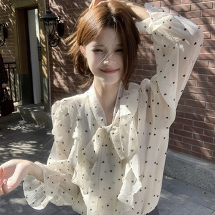 �nϵ�߼��к��~߅���cѩ���L���r��Ů���＾���|�ٴ�ȴ��@������