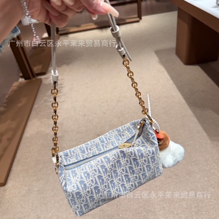 Diaojia 코코넛 스트로 라인 자수 호보 체인 겨드랑이 파란색과 흰색 노안 캔버스 도시락 가방 패션 도시락 가방 크로스보더