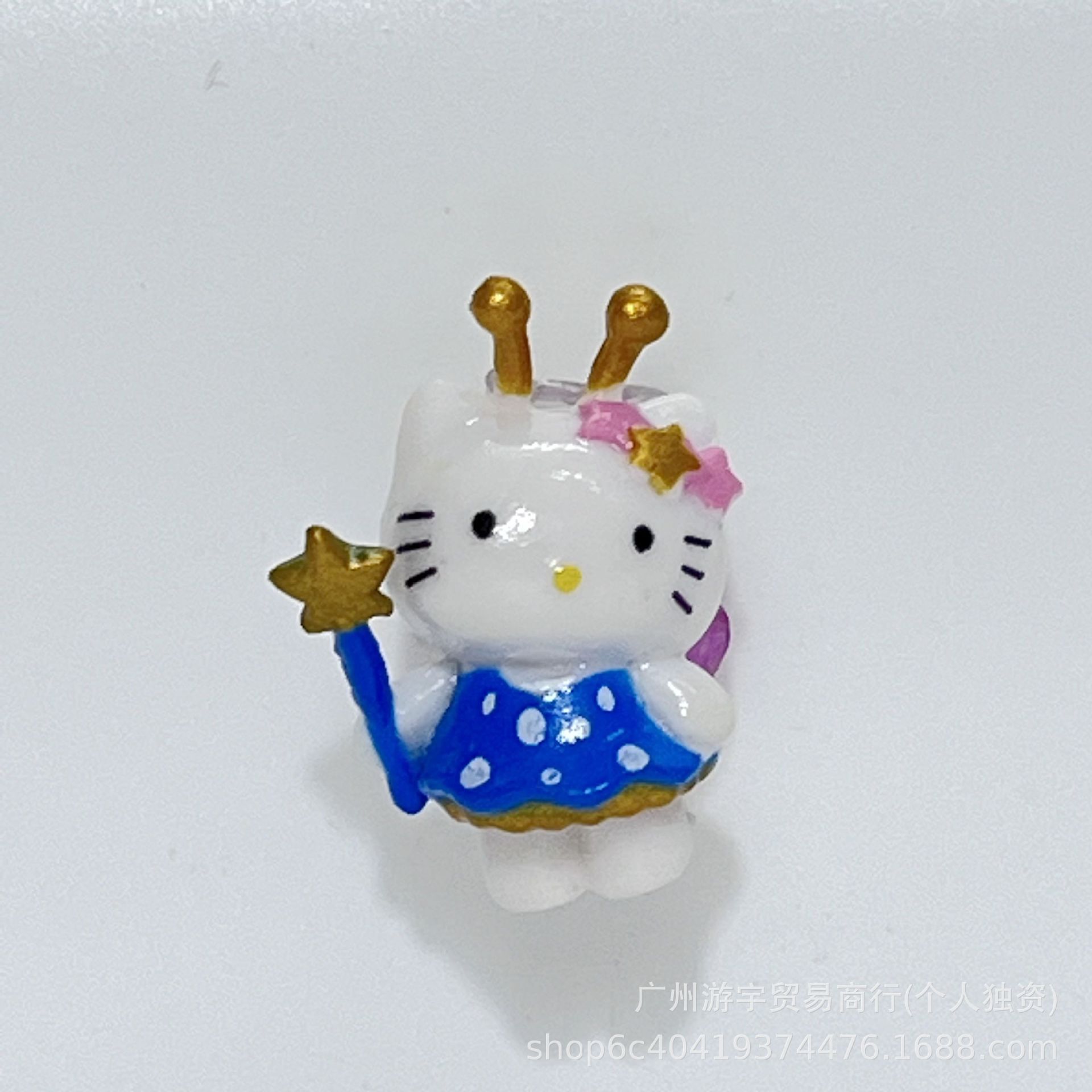 19, 꿀벌 귀 천사 파란 고양이