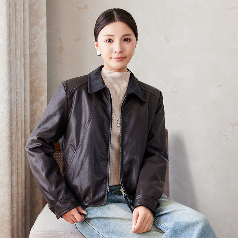Áo khoác da nữ cổ bẻ dáng ôm phối lông bên trong kiểu mới — màu cà phê, đen, Màu cà phê Fleece dày, Màu đen Fleece dày